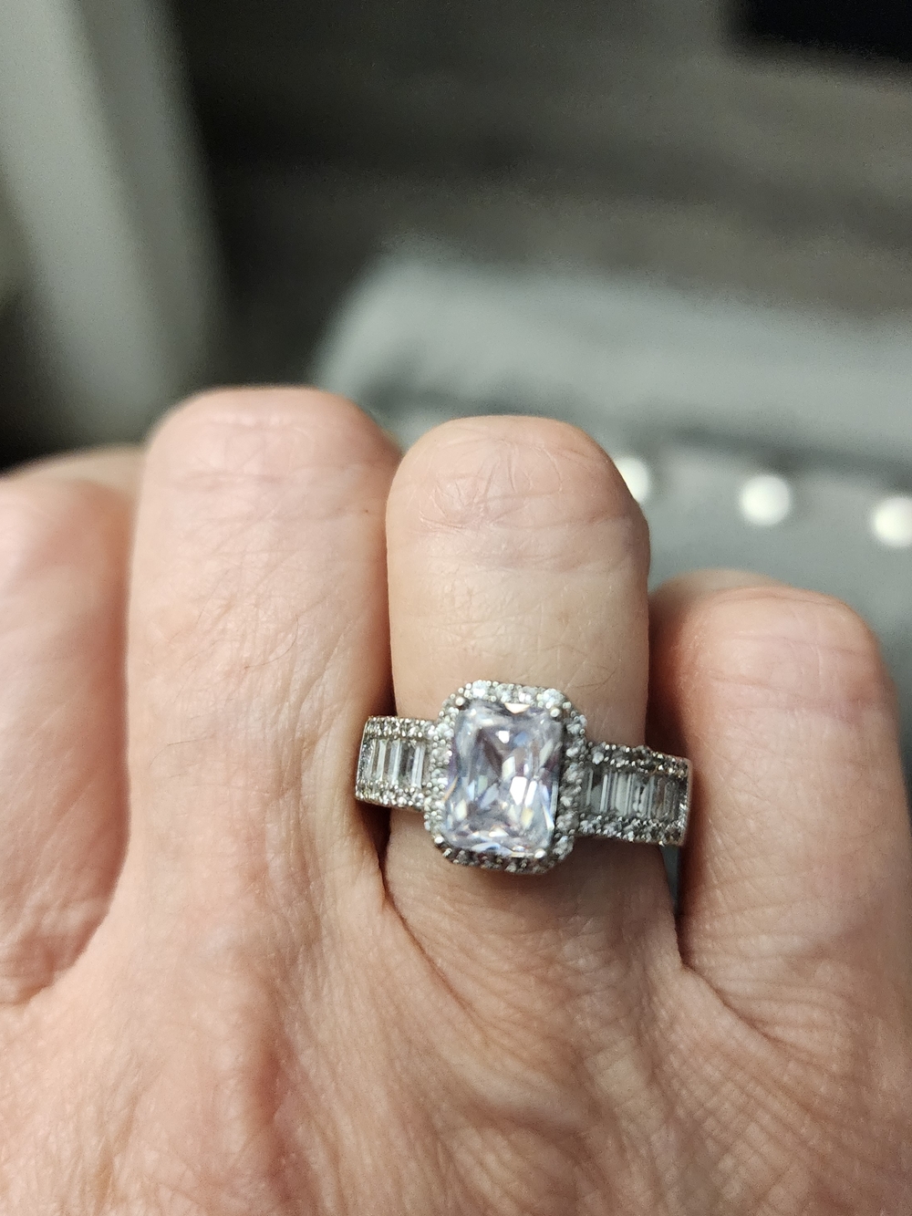 Sterling Silver Cubic Zirconia Halo **SIZE 6**